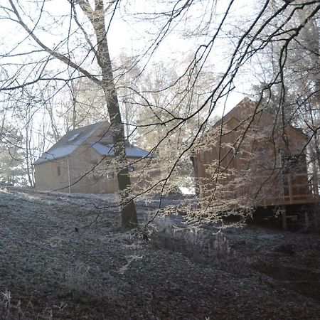 Les Cabanes Des Pierreux Hotel Gesves Luaran gambar