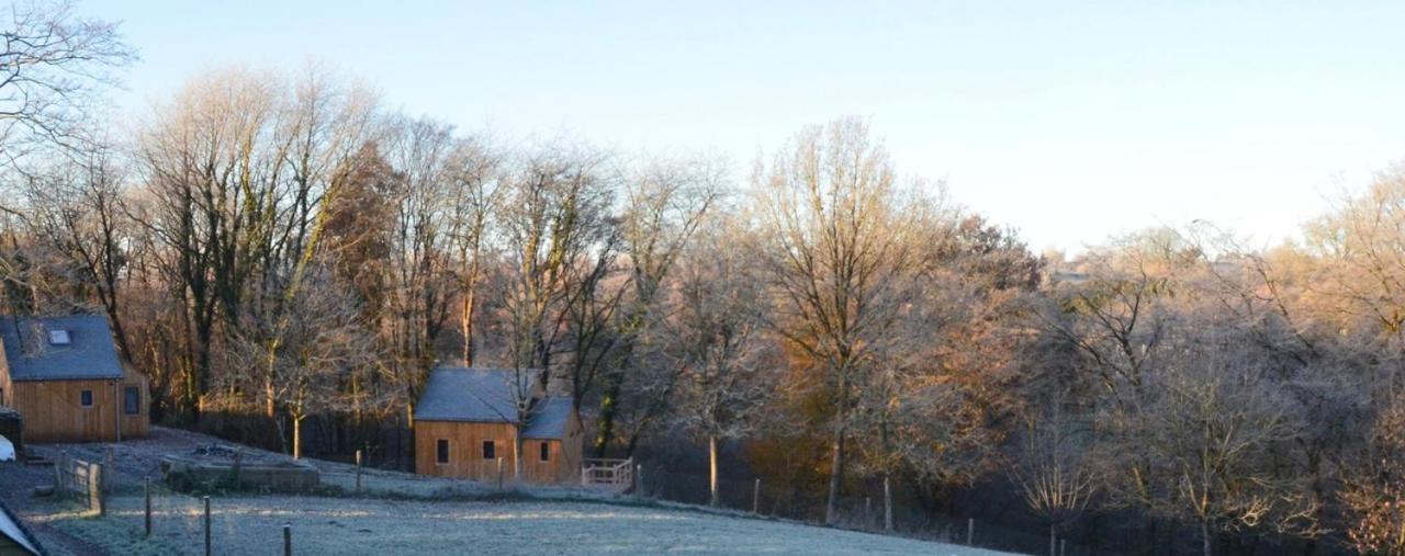 Les Cabanes Des Pierreux Hotel Gesves Luaran gambar